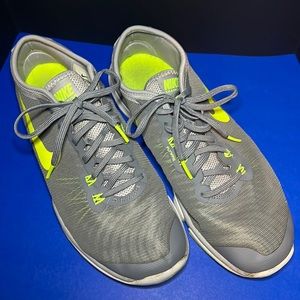 Nike Flywire sport/gym shoes, in good condition, hardly used